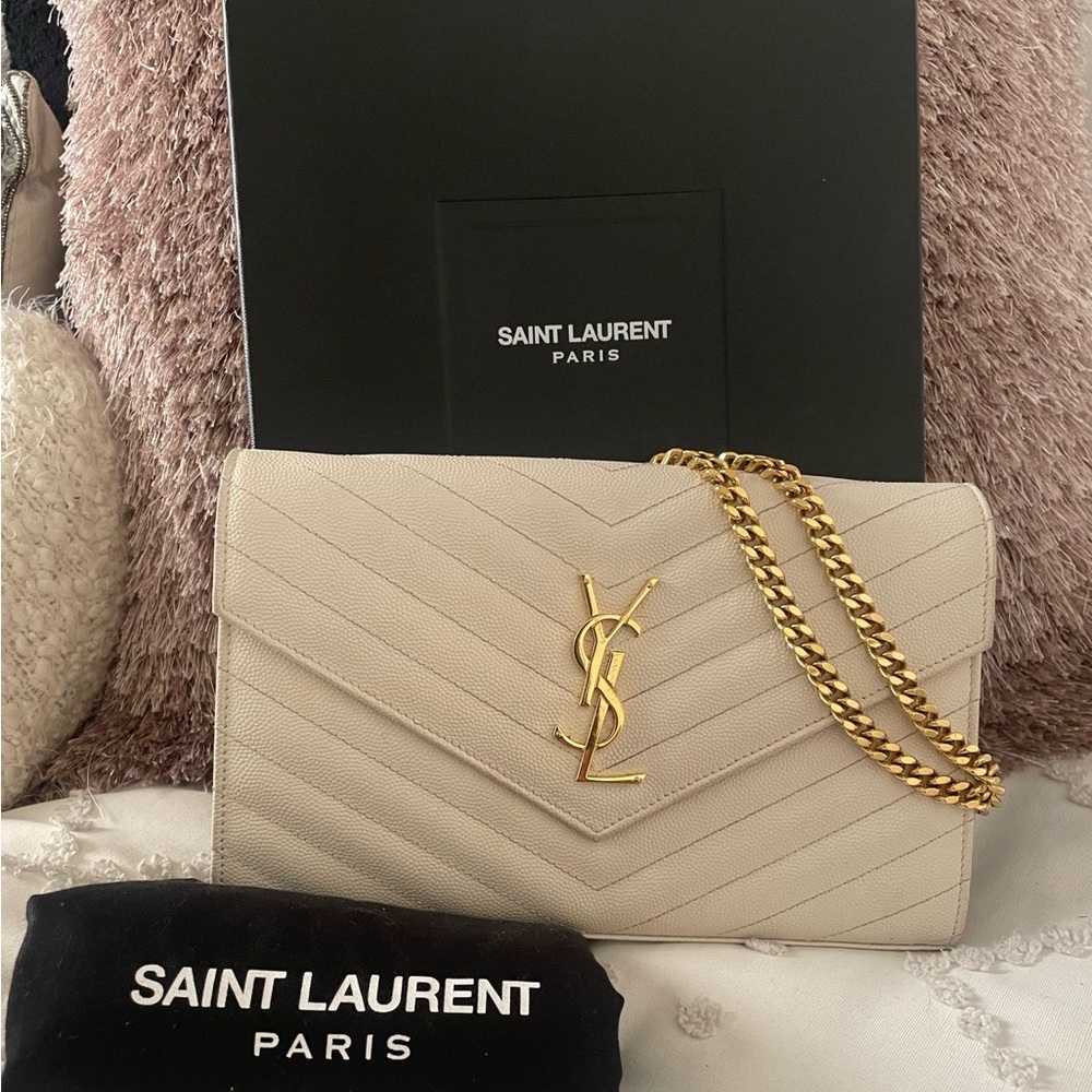 Saint Laurent cassandra wallet on chain